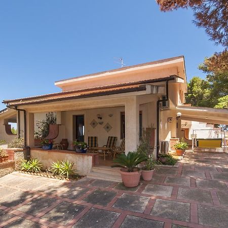 Holiday Home Cala Bianca Castellammare del Golfo Exterior foto